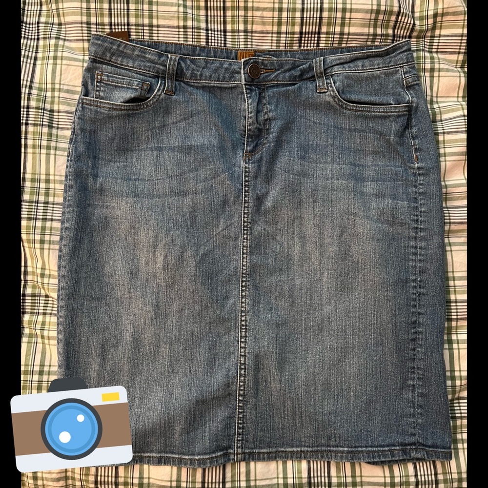 KUT FROM THE KLOTH Straight Denim Skirt